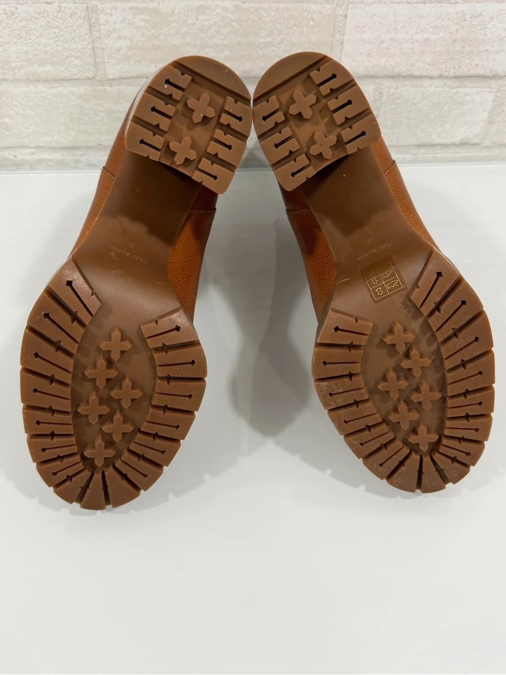 Tory Burch tory burch